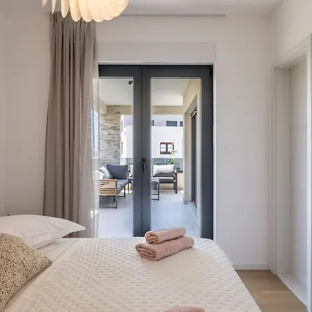 Sal Mare - Luxury And Elegant Family * Podstrana