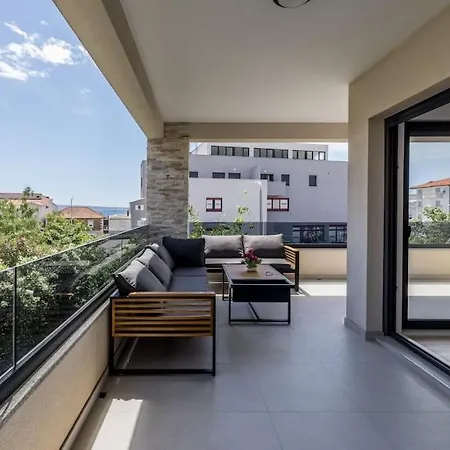 Sal Mare - Luxury And Elegant Family Apartment Podstrana